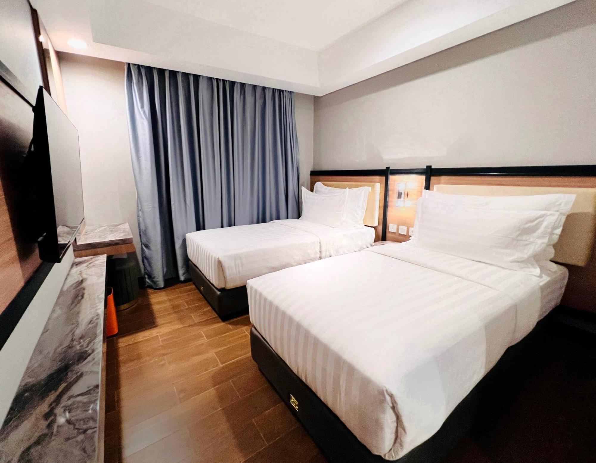 D'Primahotel Airport Sultan Hasanuddin Makassar Sudiang Esterno foto